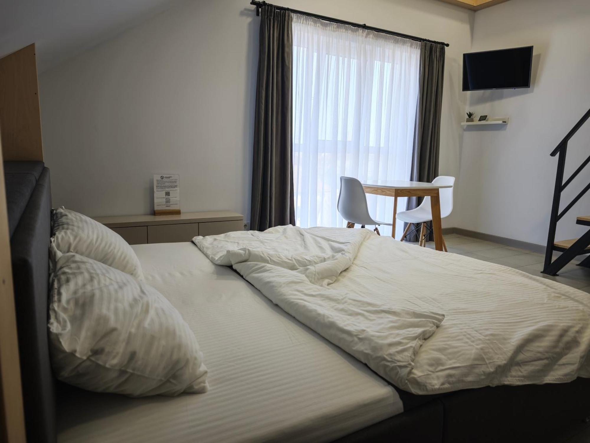 Apartments Bis House Dnipro Exterior foto